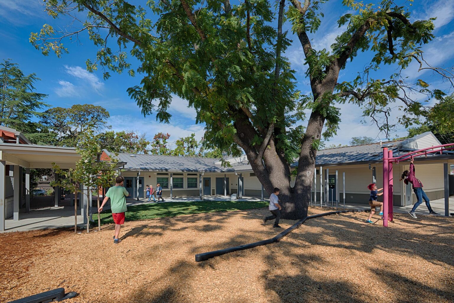 Santa Rosa Charter School for the Arts – QKA – Quattrocchi Kwok Architects